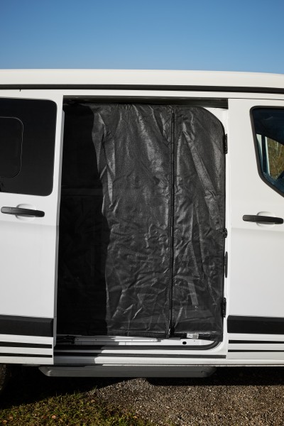 Mosquito net for the sliding door of the Copa based on Ford Transit Custom